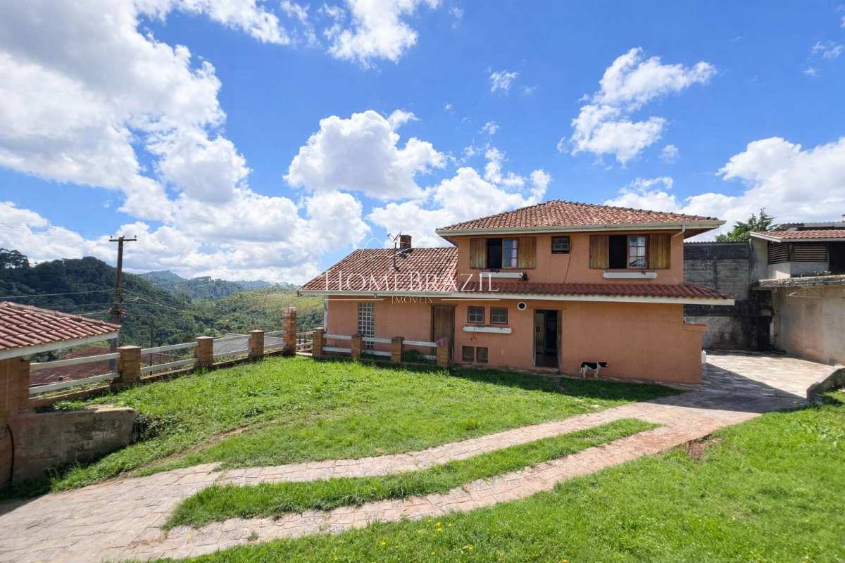 Casa à venda com 4 quartos, 230m² - ,