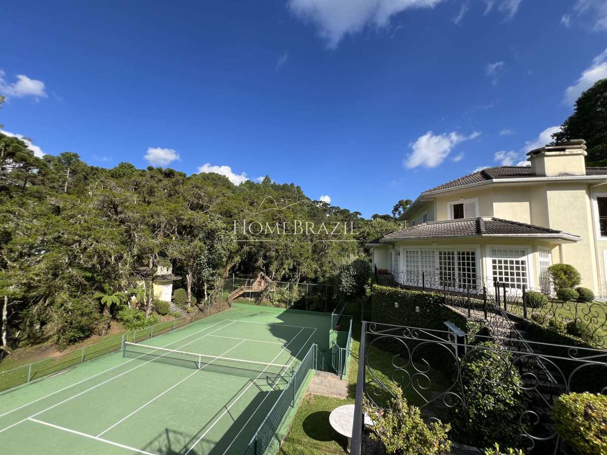 Casa de condomínio à venda com 4 quartos, 680m² - ,