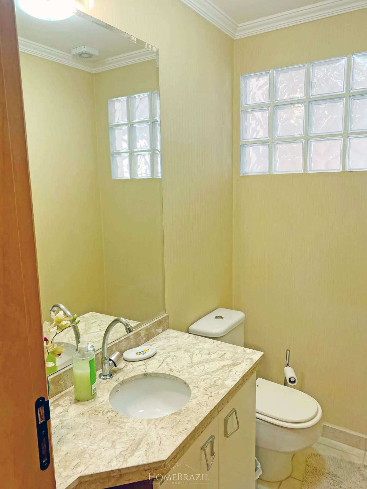 Apartamento à venda com 2 quartos, 99m² - ,Campos do Jordão