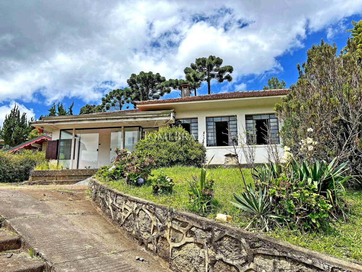 Casa à venda com 5 quartos - ,Campos do Jordão