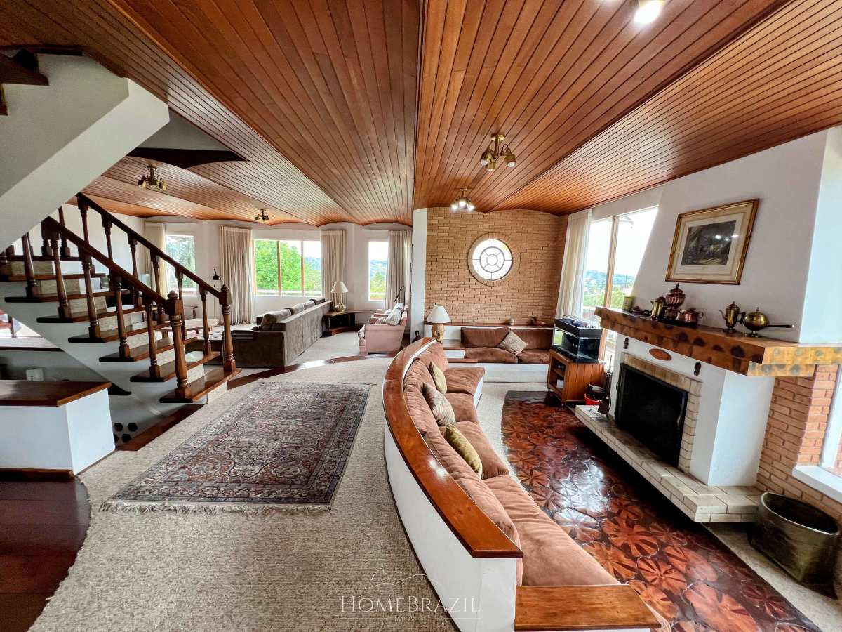  - Chalé de luxo à venda no Capivari com vista para o Parque Capivari – Campos do Jordão