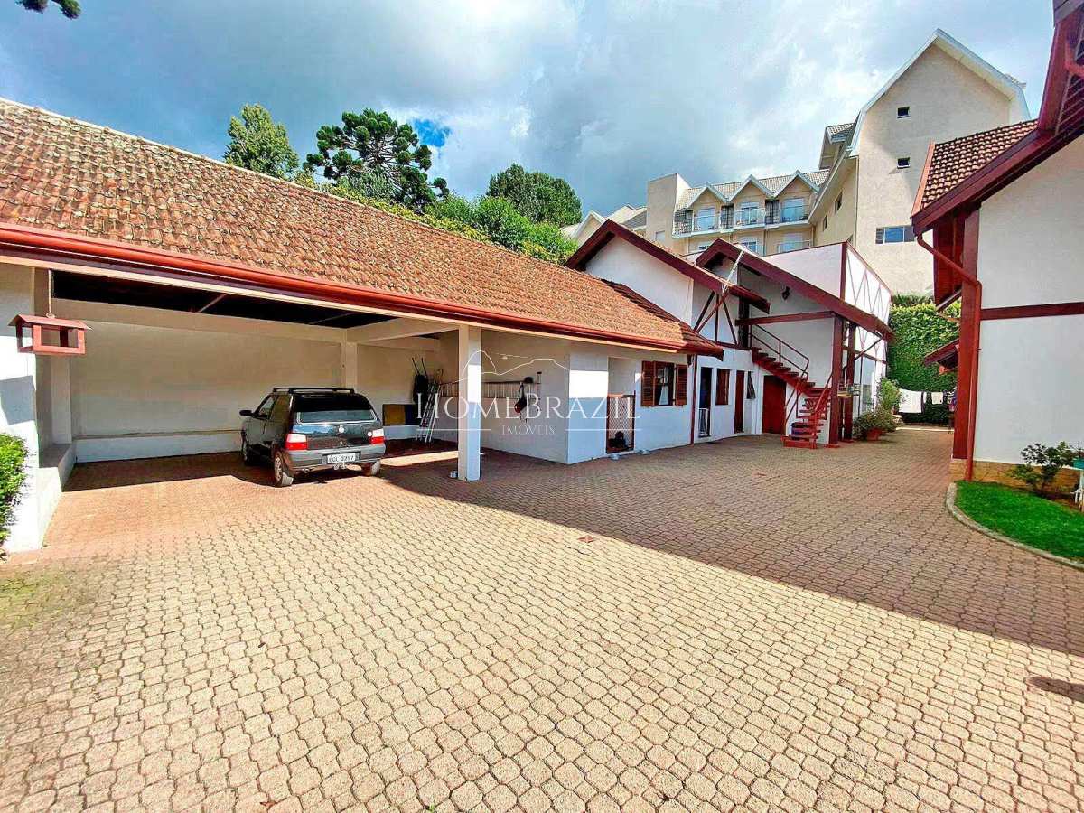  - Mansão de luxo à venda no Capivari, em Campos do Jordão | Alto padrão no centro turístico