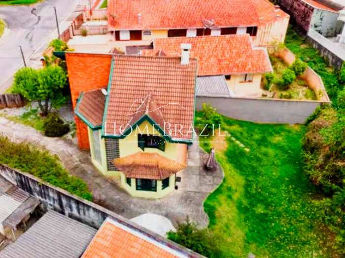 Casa à venda com 3 quartos, 143m² - ,Campos do Jordão