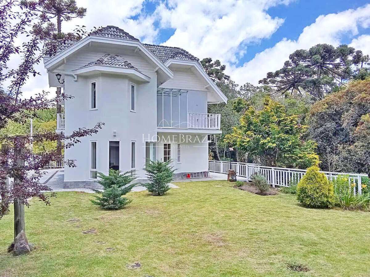 Casa à venda com 4 quartos, 250m² - ,Campos do Jordão